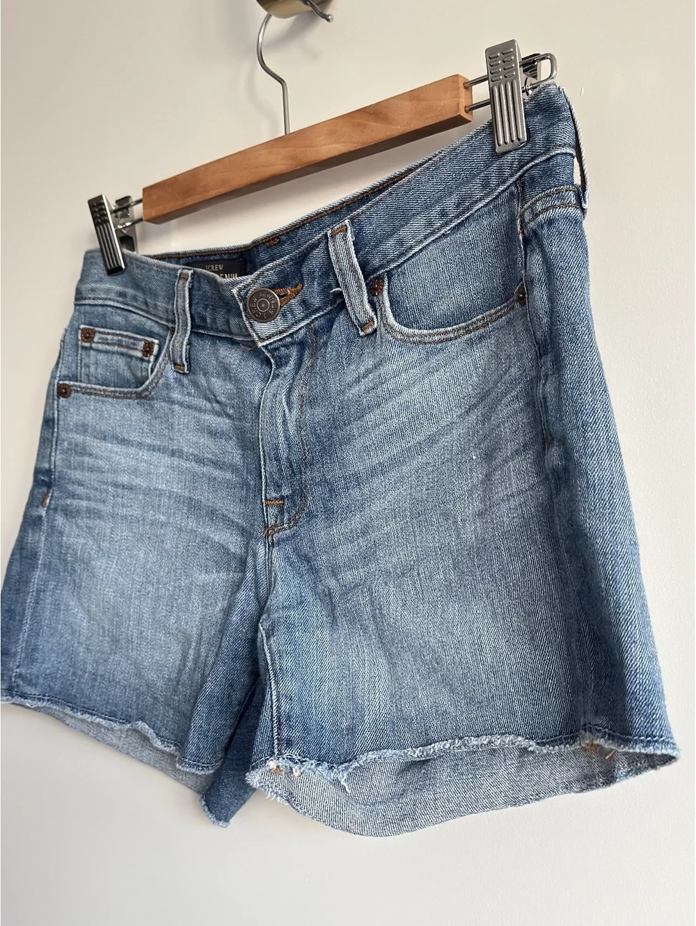 J.Crew Indigo Denim 4” Stretch Jean Shorts Light Wash Raw Hem Women’s Size 24